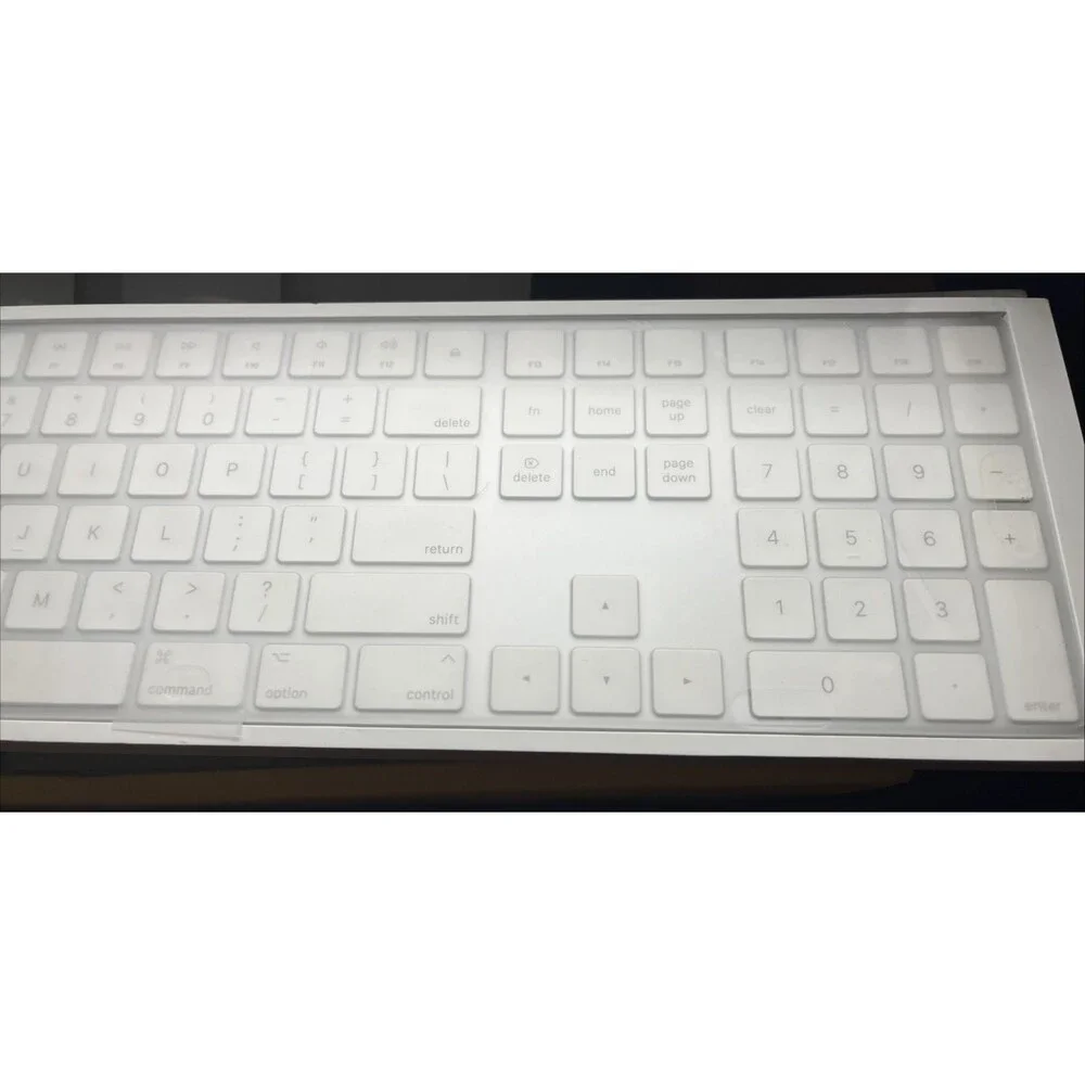 APPLE A1843 Magic Keyboard with Numeric Keypad Bluetooth Open Box